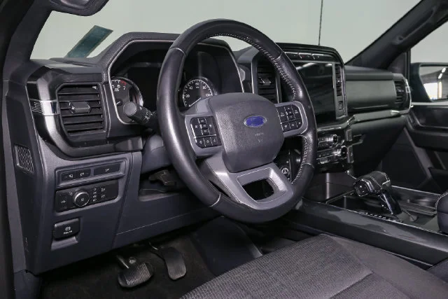Used 2022 Black Ford XLT image 21