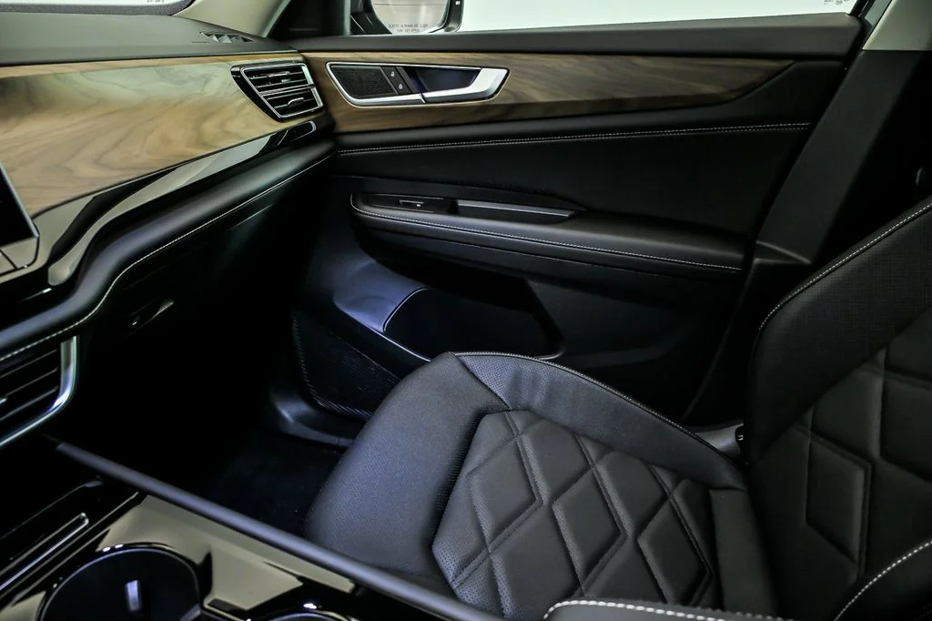 New 2026 Gray Volkswagen 2.0T SE w/Technology image 17