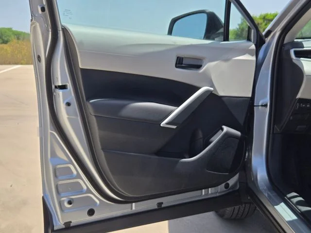 New 2026 Sonic Silver Toyota L image 17