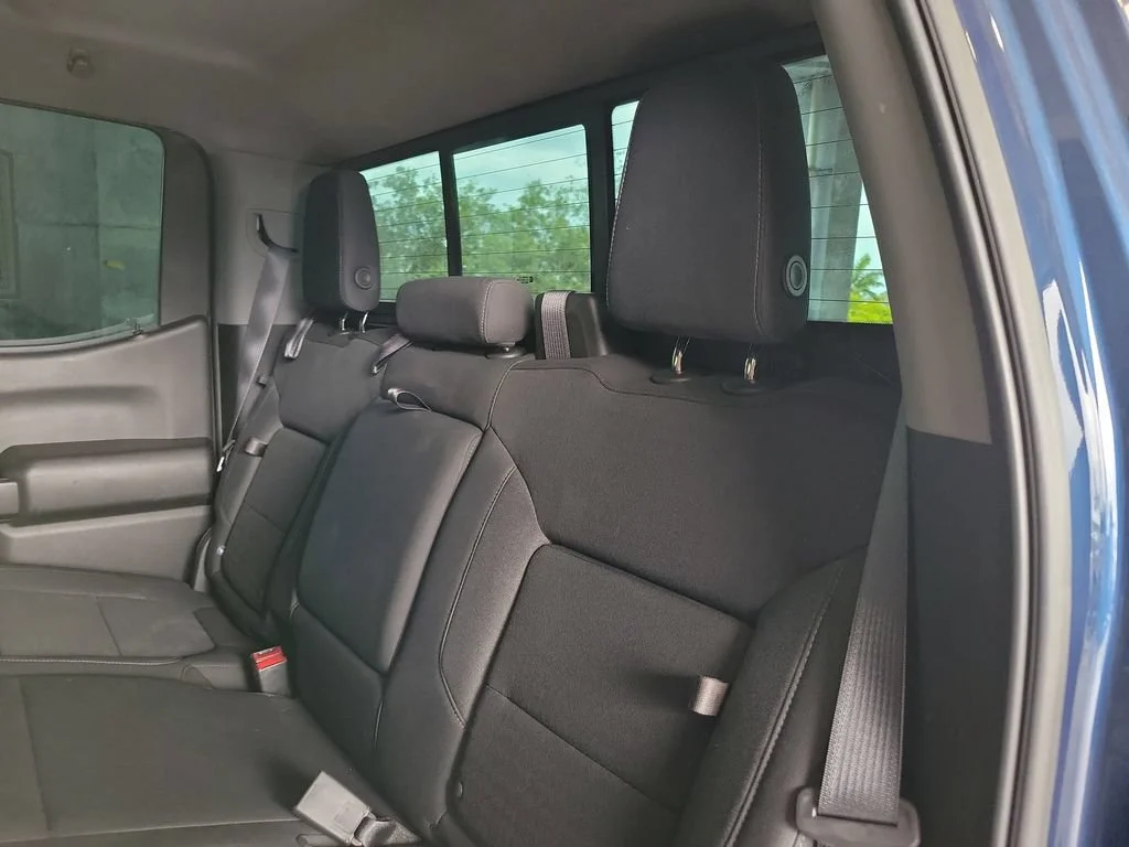 Used 2022 Northsky Blue Metallic Chevrolet LT image 9