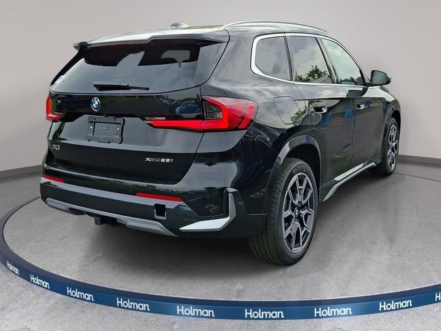New 2026 Black Sapphire Metallic BMW xDrive28i image 4