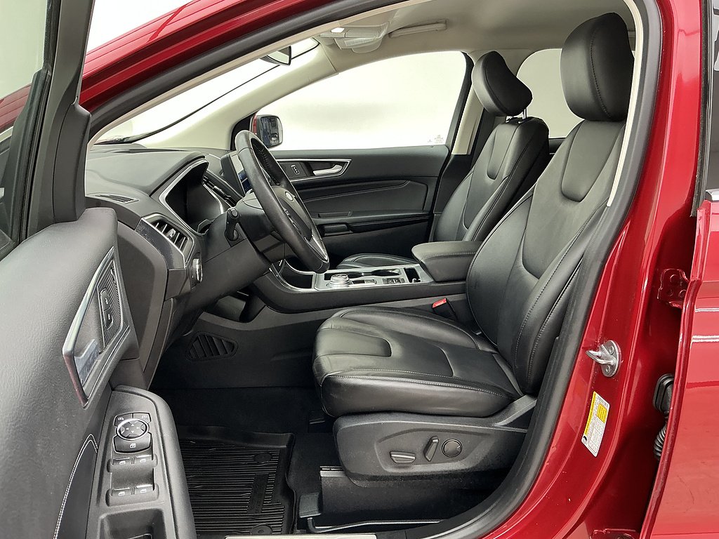 Certified Used 2021 Rapid Red Metallic Tinted Clearcoat Ford Titanium image 17