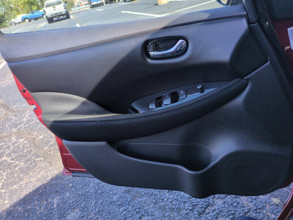 Used 2025 Scarlet Ember Nissan SV PLUS image 10
