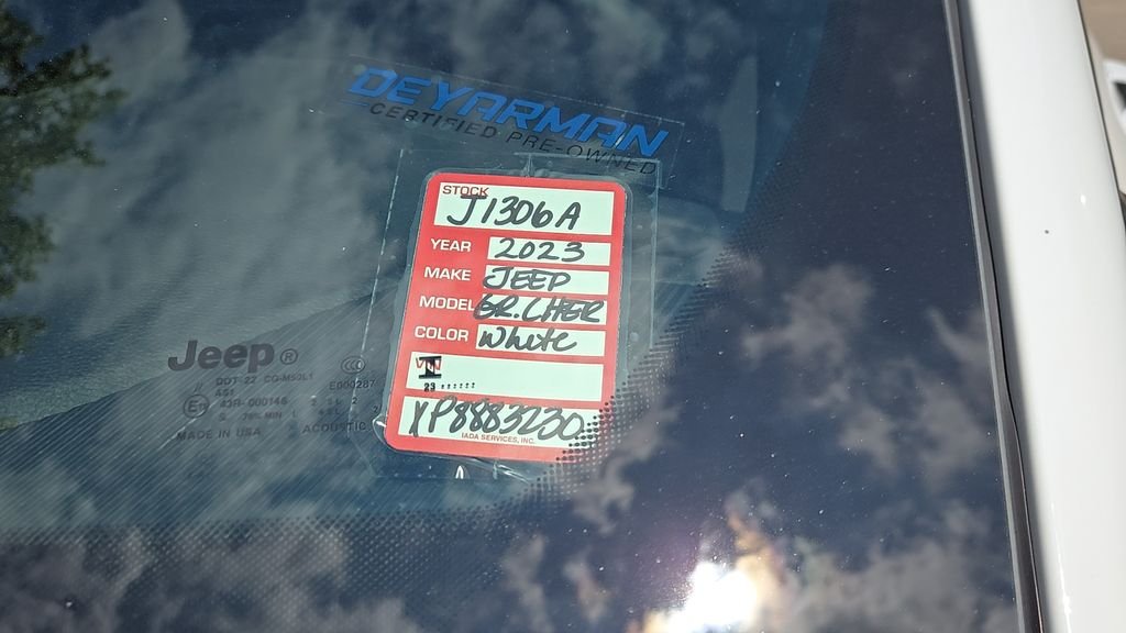Used 2023 White Jeep Altitude X image 38