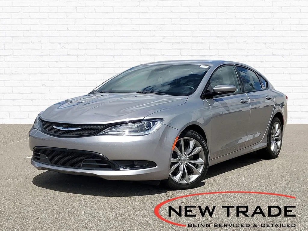 2016 Chrysler 200 S