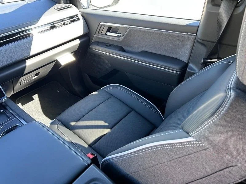 2026 GMC Sierra EV Elevation - Photo 15