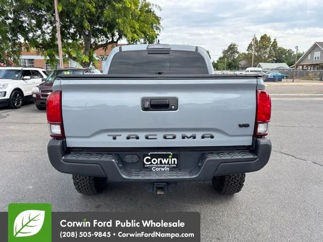 Used 2019  Toyota TRD Off-Road image 6