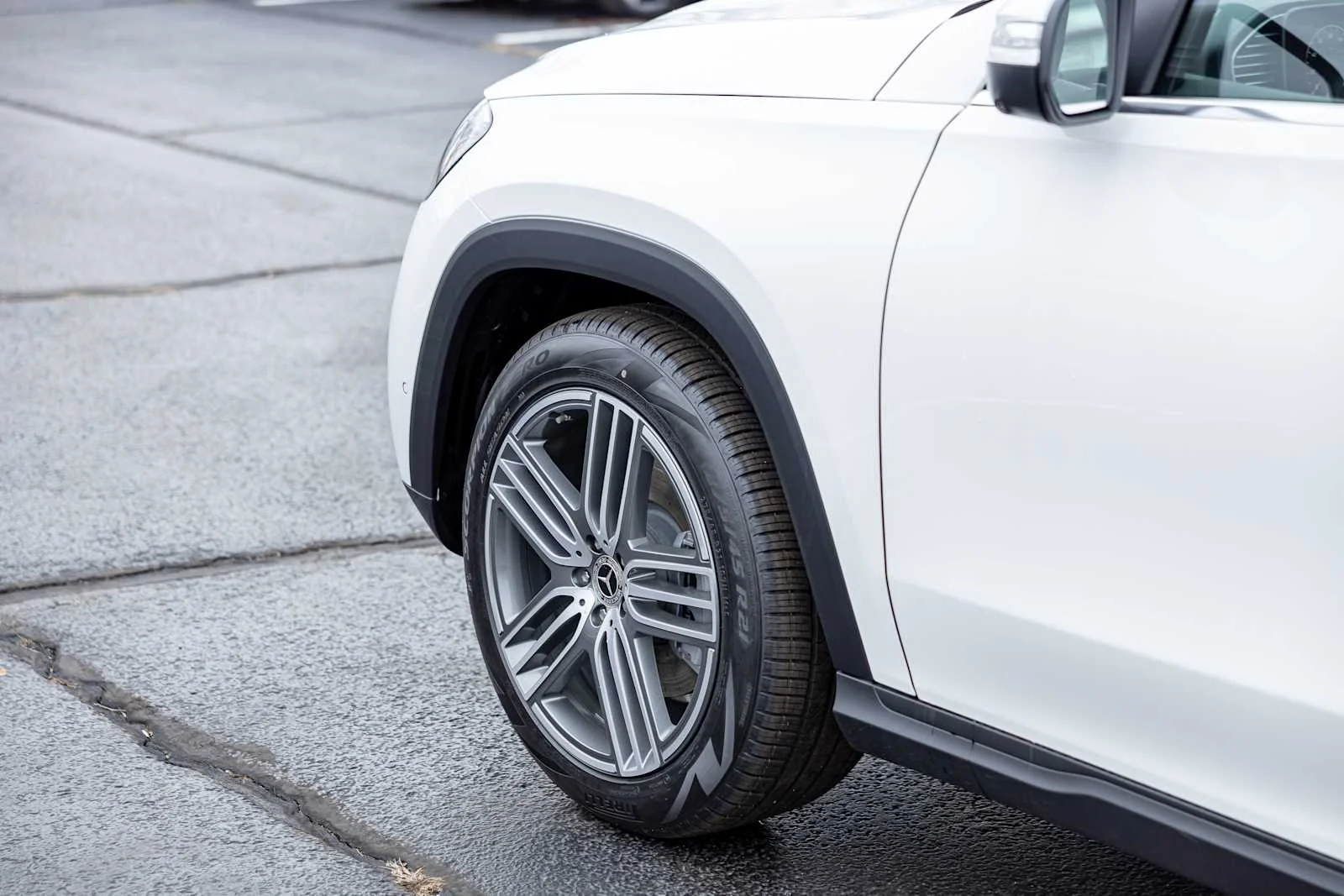 New 2026 Polar White Mercedes-Benz GLS 450 image 35