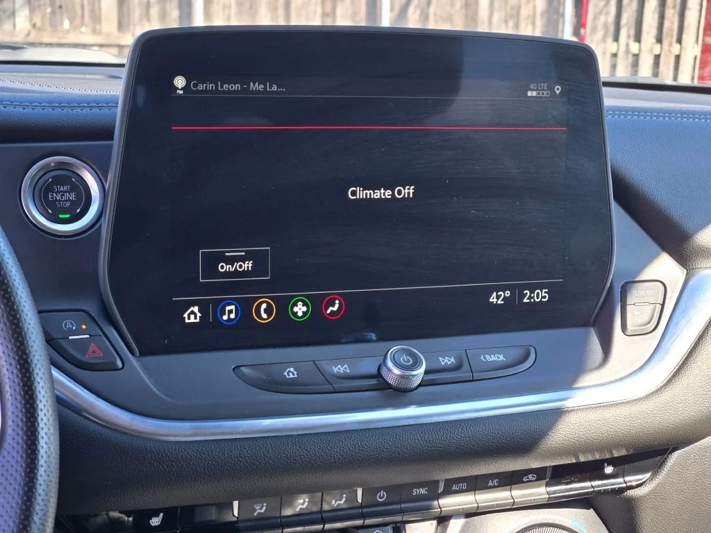Used 2025 Black Chevrolet LT image 22