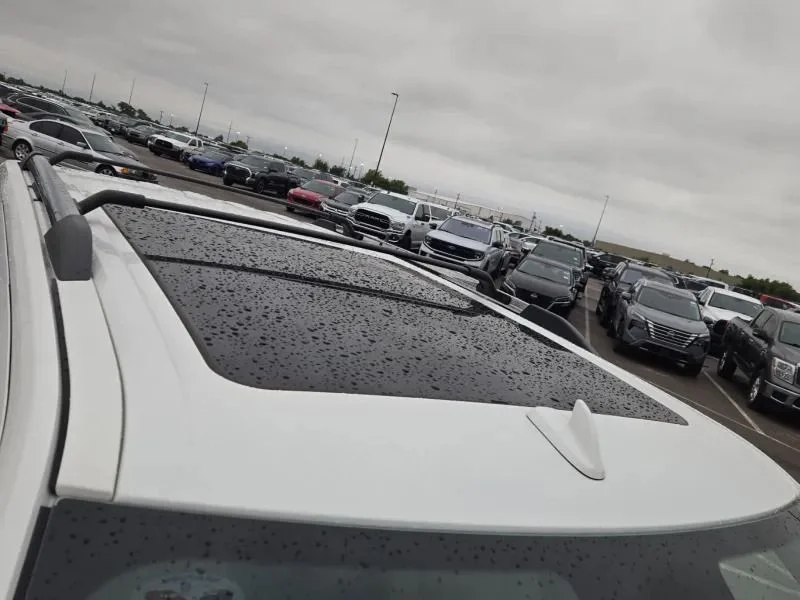 Used 2024 White Ford King Ranch image 7