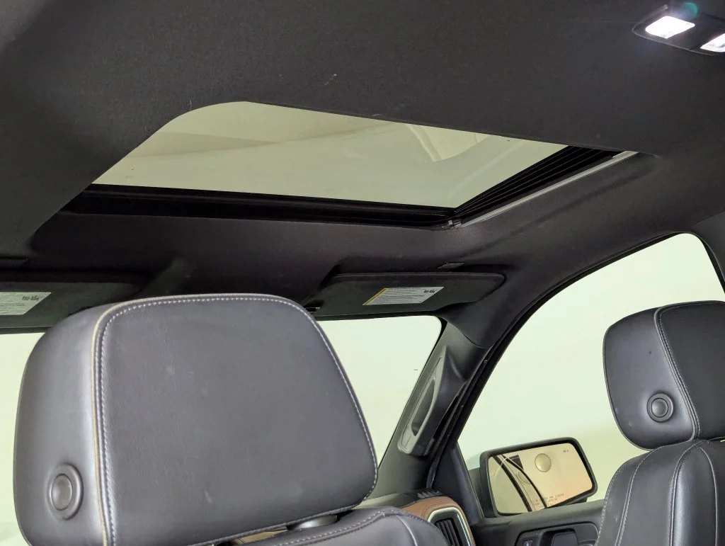 Used 2022 Beige Chevrolet High Country image 35