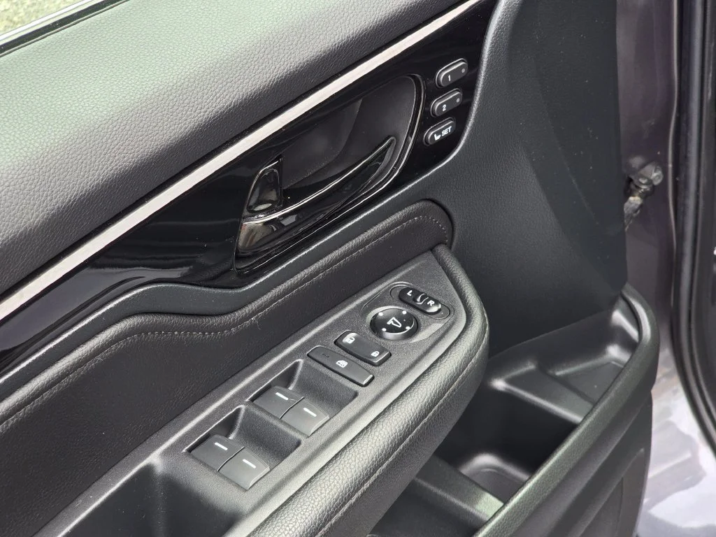 Used 2023 Gray Honda Touring image 43