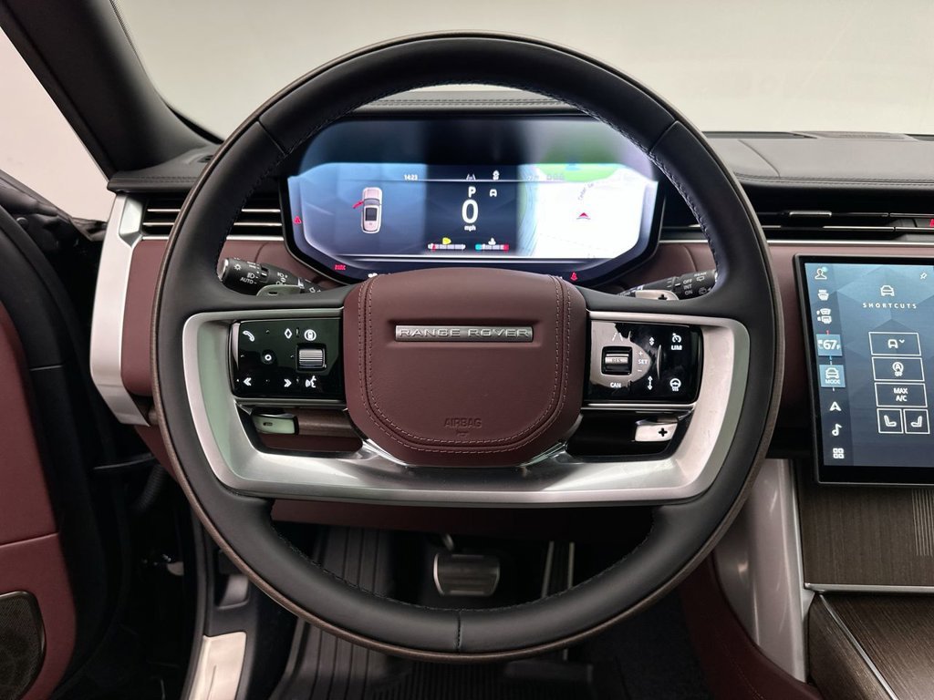 New 2026 Santorini Black Land Rover Autobiography image 14