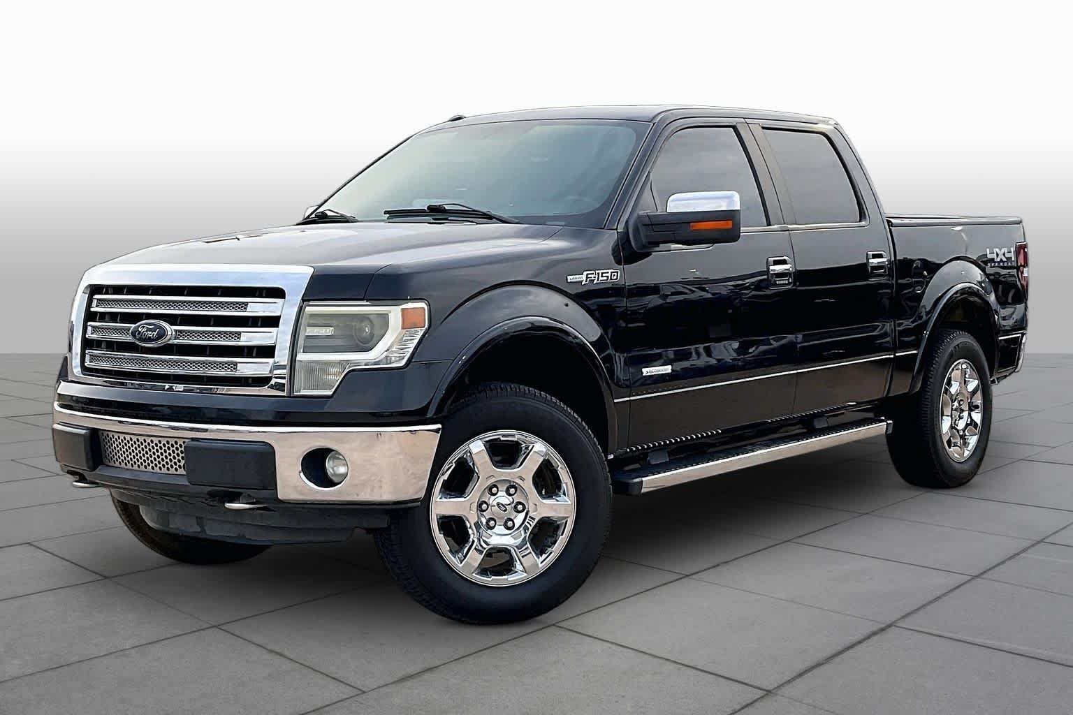Used 2014 Tuxedo Black Metallic Ford Lariat image 3