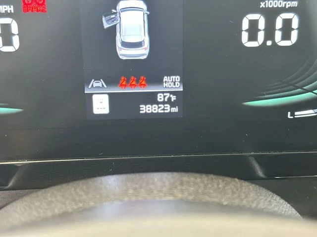 Certified Used 2023 Snow White Pearl Kia LX image 12
