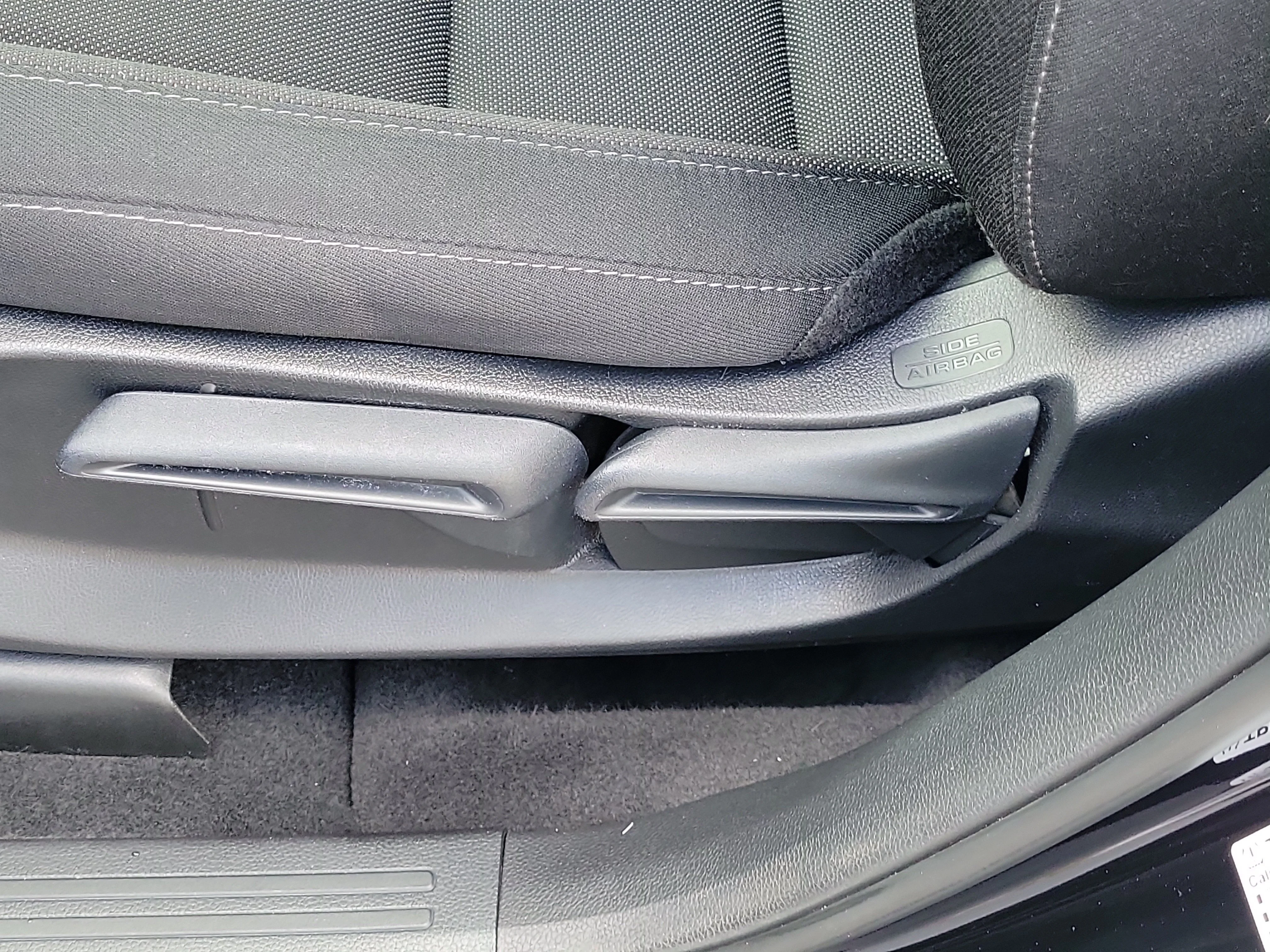 2024 Honda CR-V LX - Photo 17
