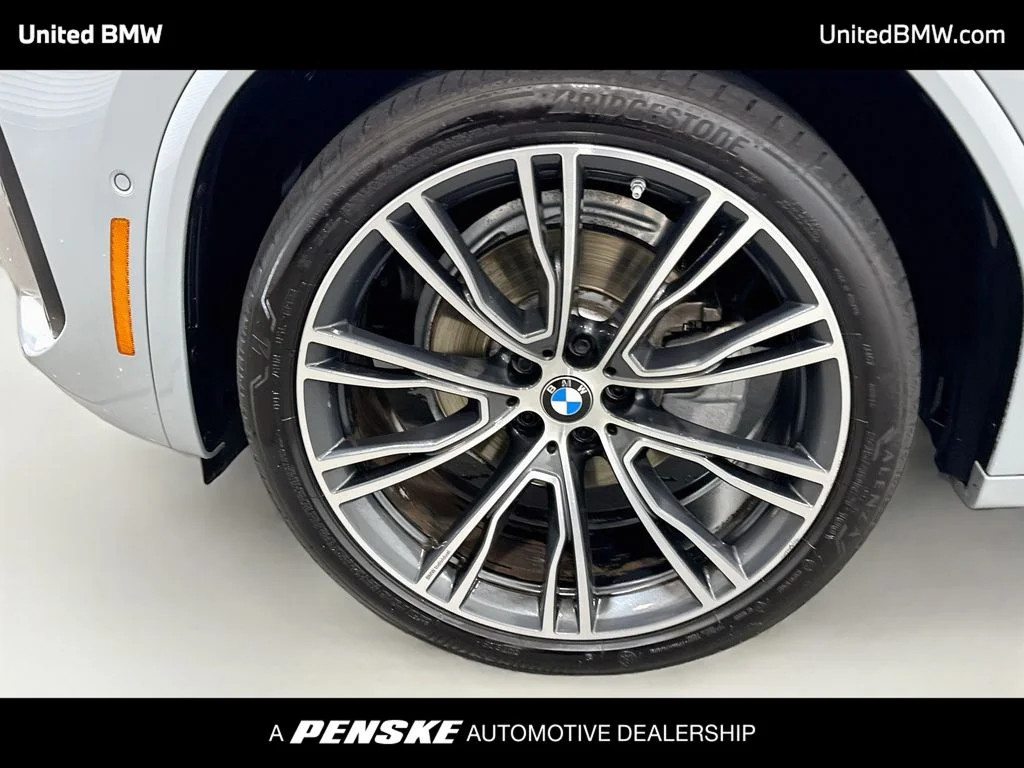 Used 2023 Brooklyn Grey Metallic BMW xDrive30i image 9