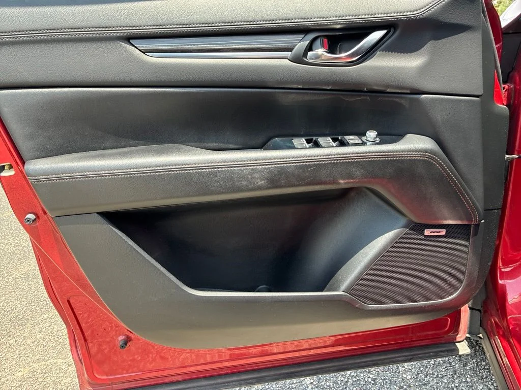 Used 2018 Red Mazda Grand Touring image 12