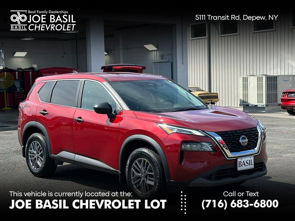 Used 2023 Red Nissan S image 1