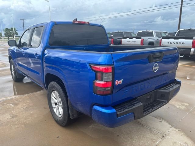 Used 2024 Blue Nissan SV image 4