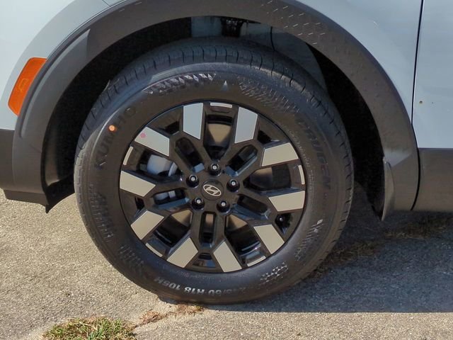 New 2026 White Hyundai SEL Activity FWD image 40