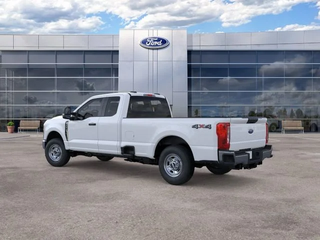 New 2026 Oxford White Ford XL image 4