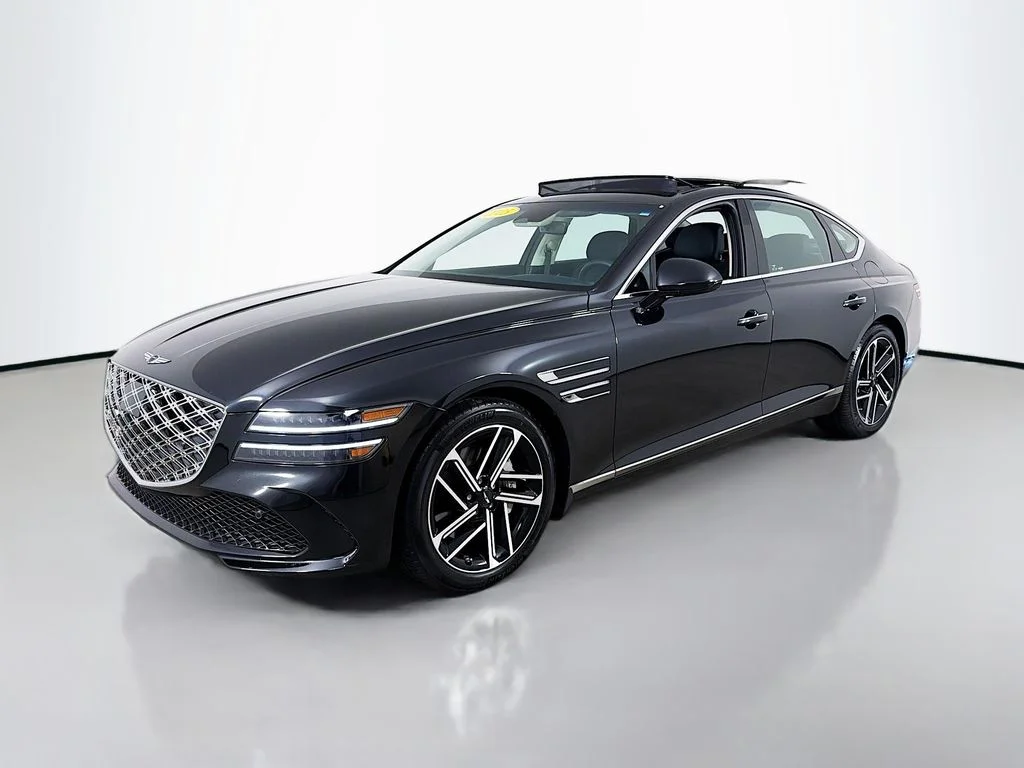 Used 2025 Vik Black Genesis 2.5T Advanced image 3
