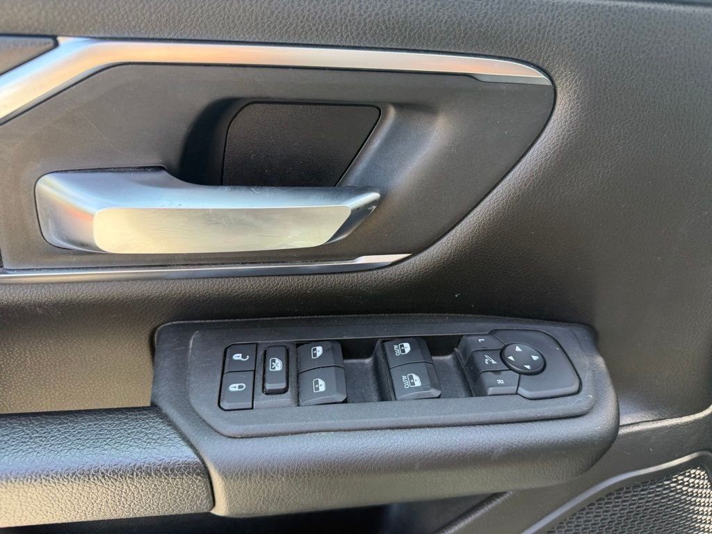 Used 2025 Silver Ram Big Horn/Lone Star image 17