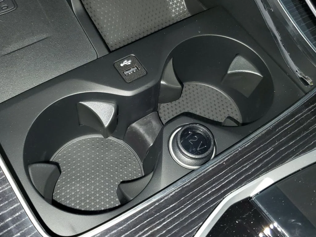 New 2026 Skyscraper Grey Metallic BMW sDrive40i image 23