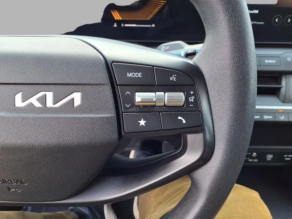 Certified Used 2025 Blue Kia LXS image 14