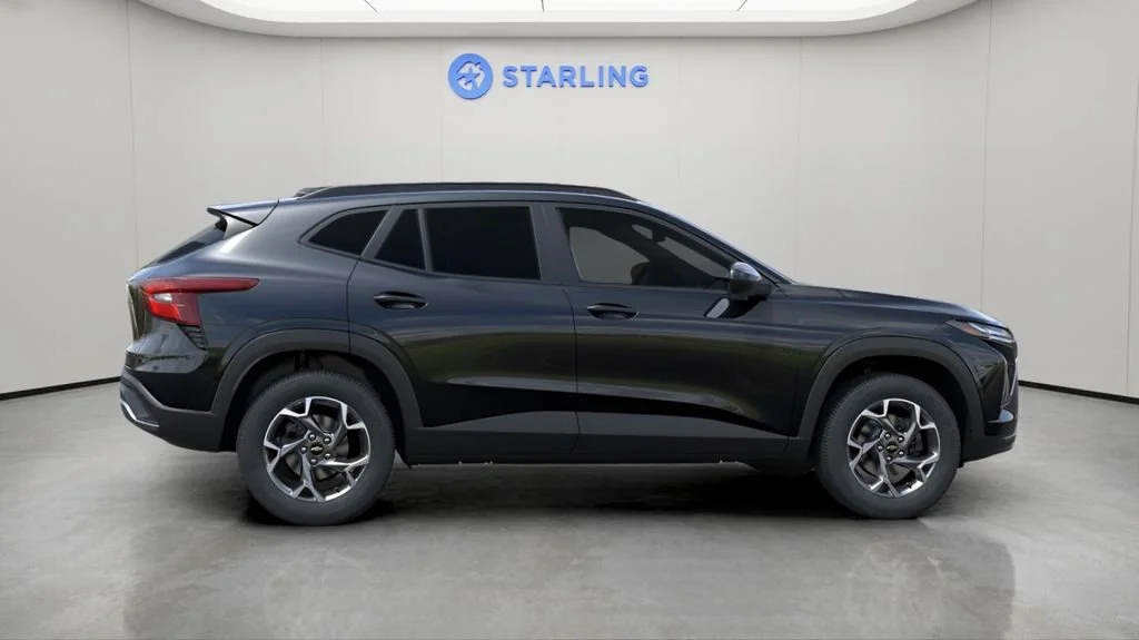 2026 Chevrolet Trax LT - Photo 6