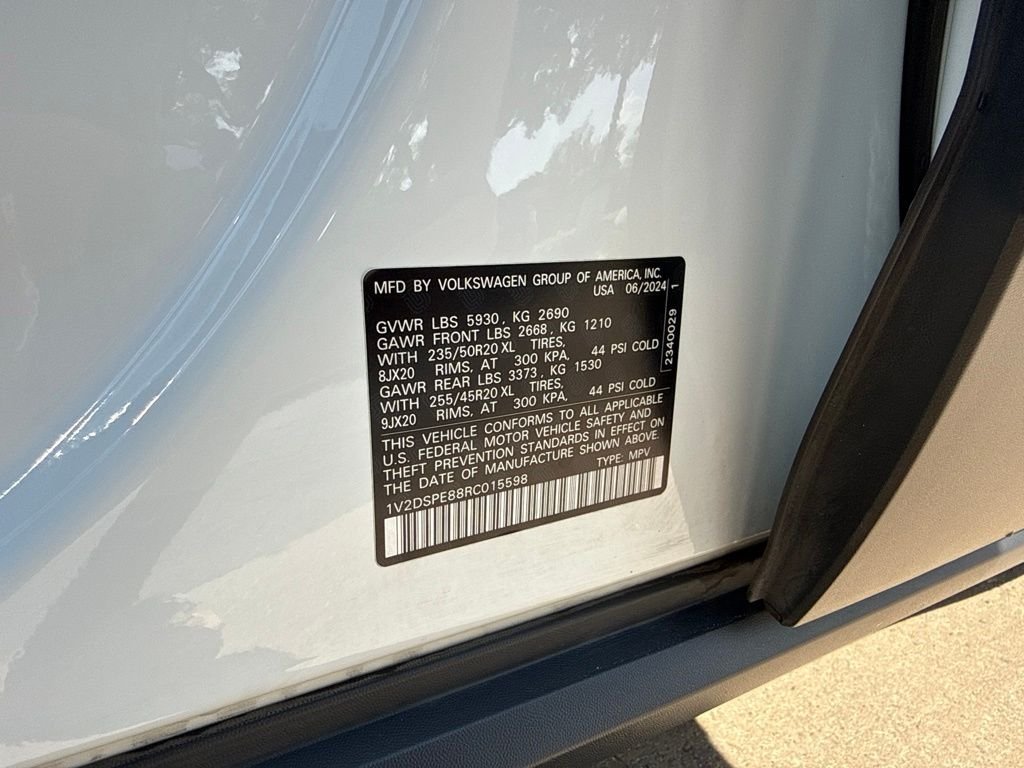 Certified Used 2024 Pure White Volkswagen Pro image 31