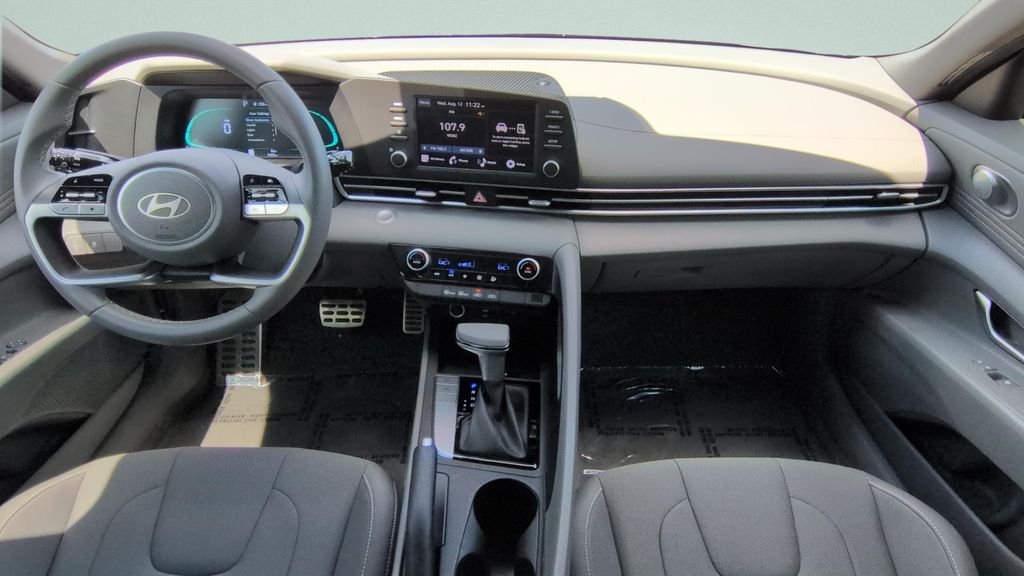 Certified Used 2026 White Hyundai SEL Sport image 10