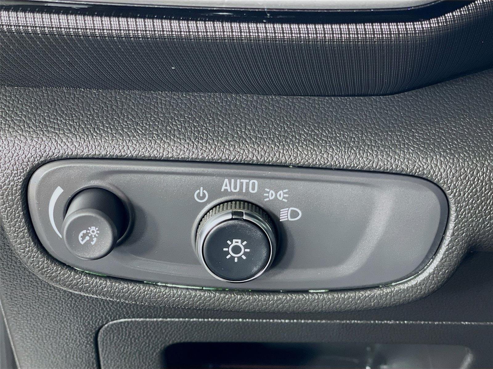 Used 2023 Summit White Chevrolet LS image 14