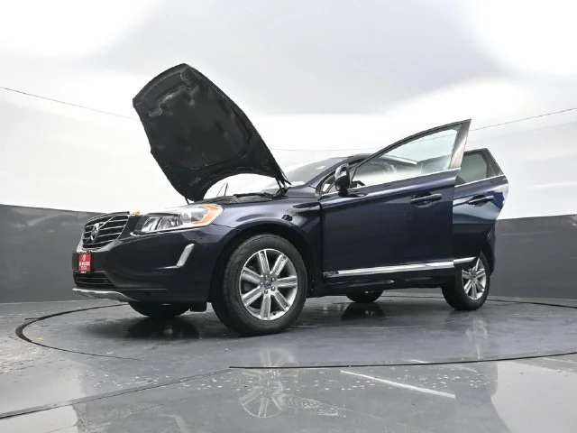 Used 2016 Blue Volvo T6 Drive-E image 41
