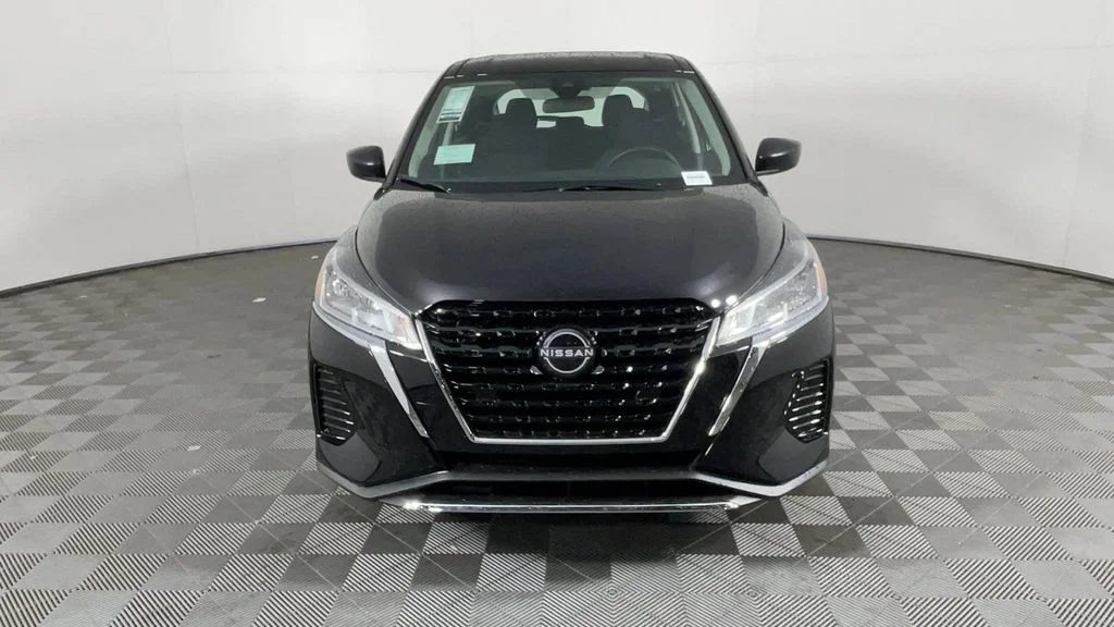 2025 Nissan KICKS PLAY Base - Photo 9