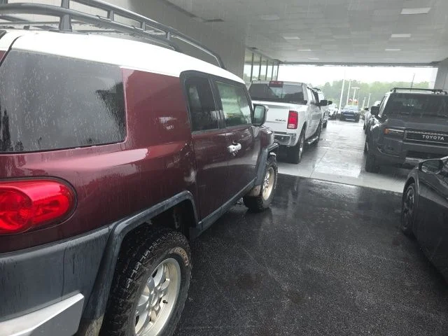Used 2007 Red Toyota Base image 11