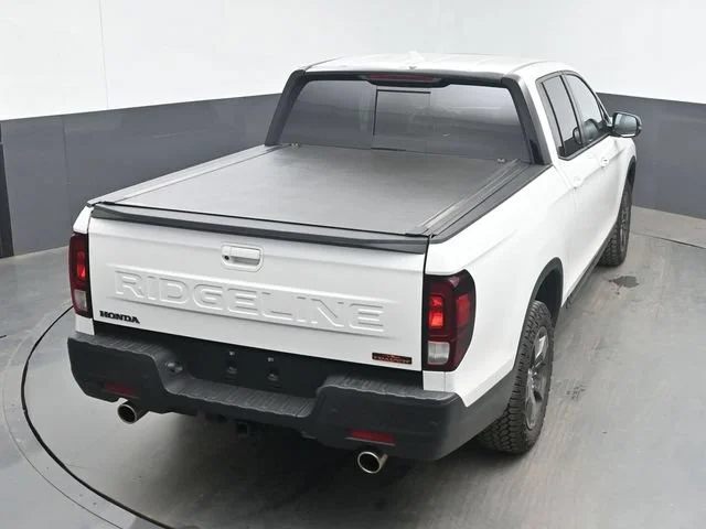 Certified Used 2026 Platinum White Pearl Honda TrailSport image 92