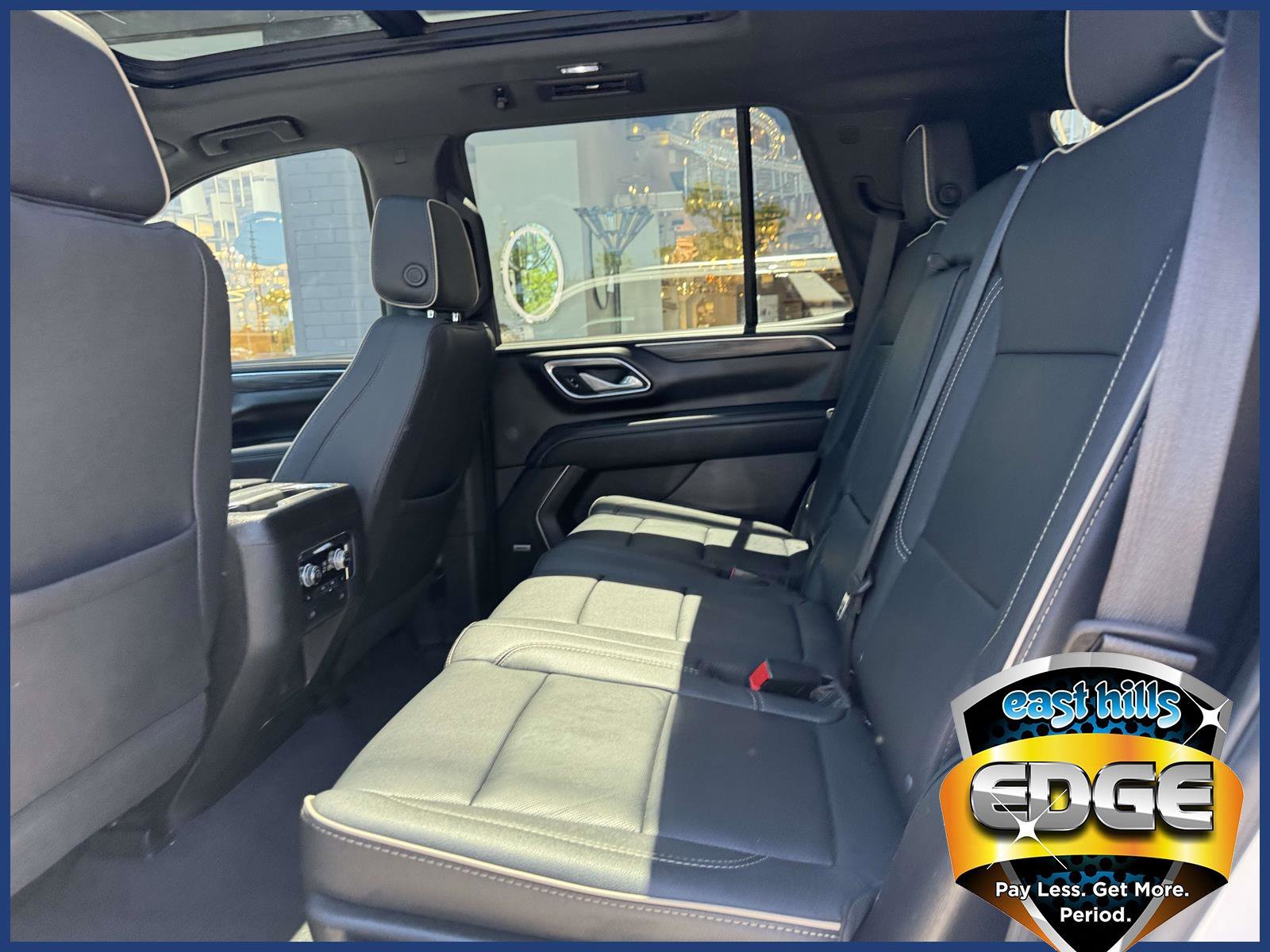 2023 GMC Yukon SLT - Photo 9