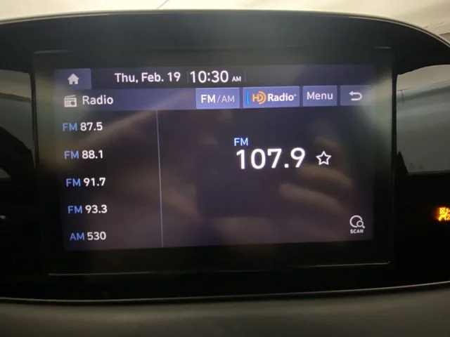 Used 2021 Black Hyundai SEL image 16