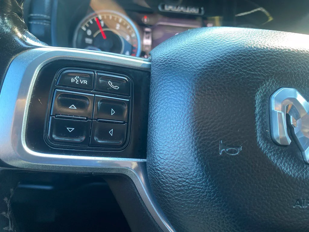 Used 2022  Ram Laramie image 21