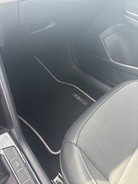 2023 Volkswagen Taos SE - Photo 23
