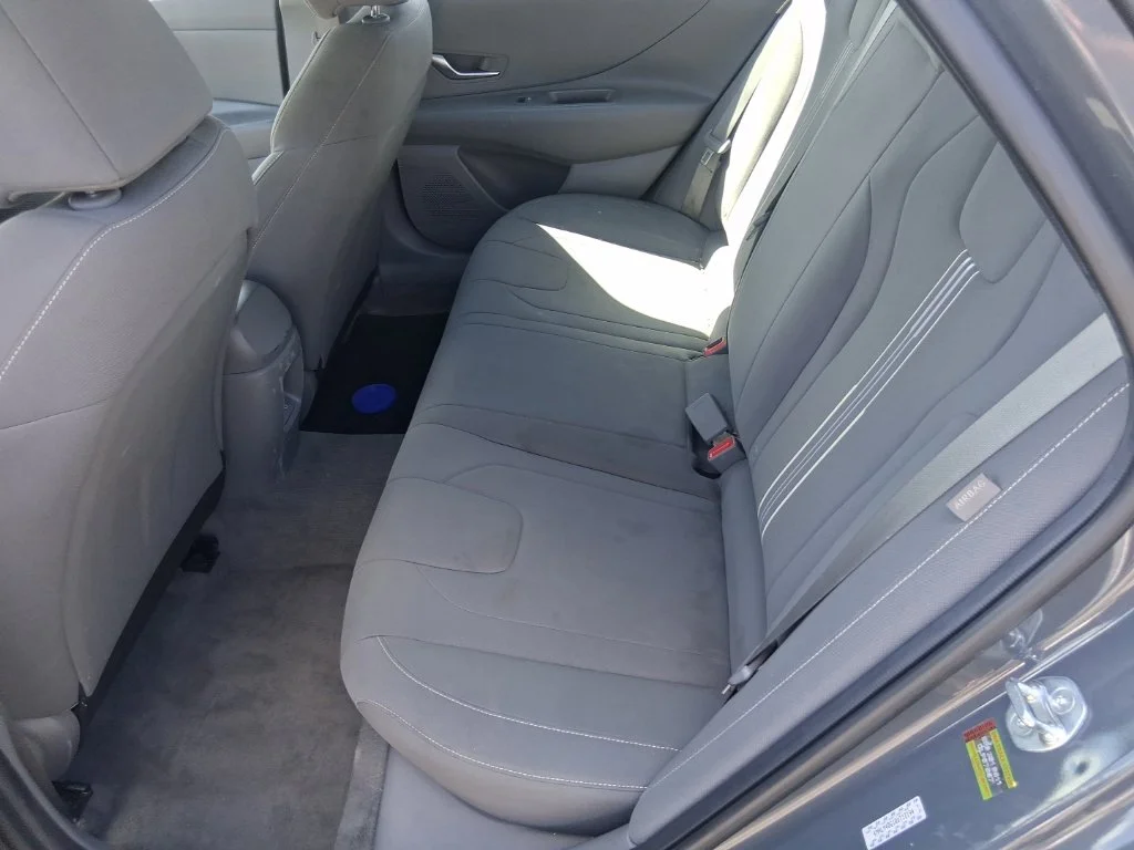 Used 2024 Gray Hyundai SEL image 15