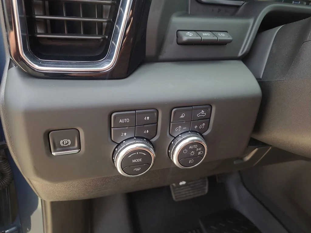 Used 2025 Blue GMC Denali Ultimate image 25