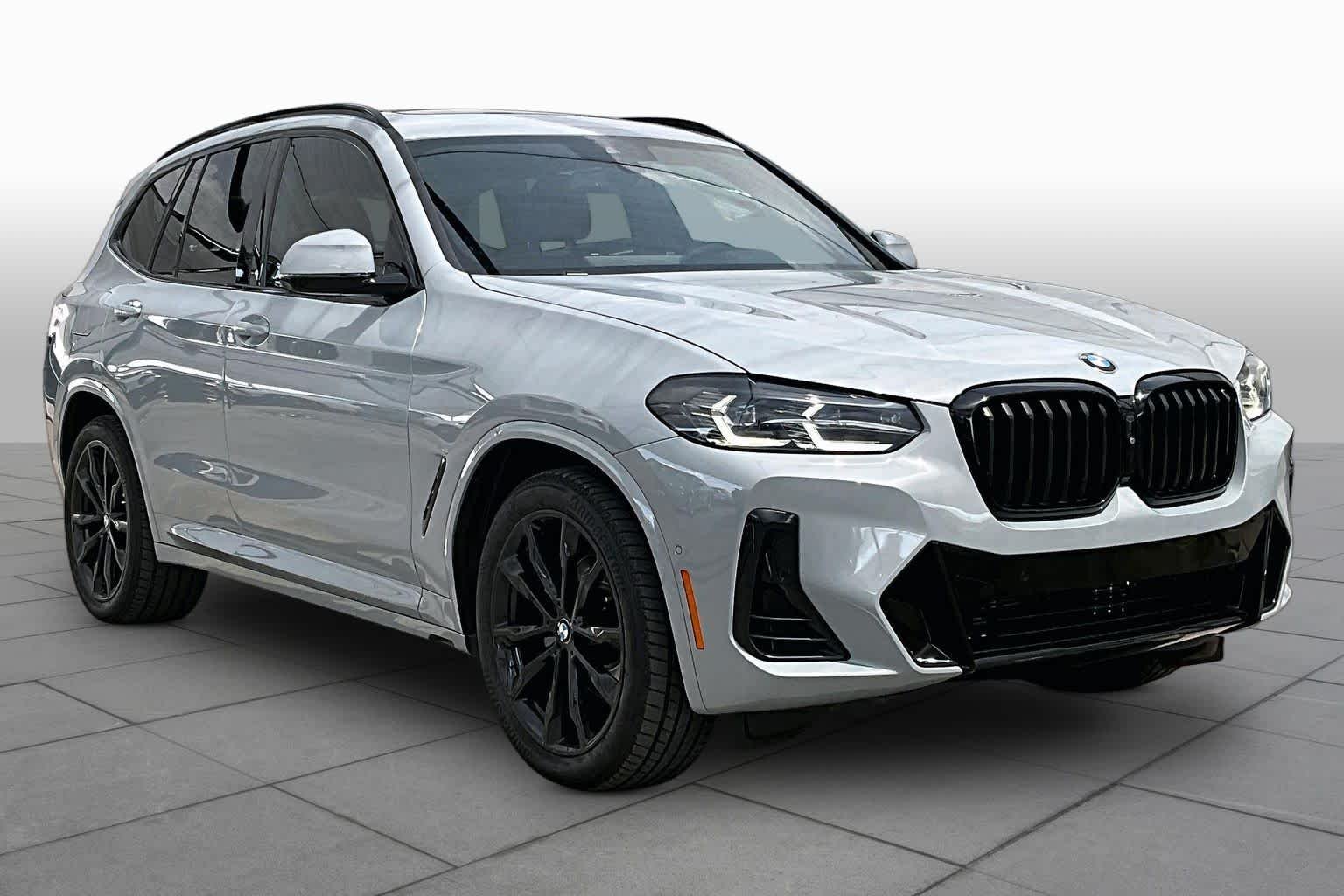 Used 2023 Brooklyn Grey Metallic BMW sDrive30i image 3