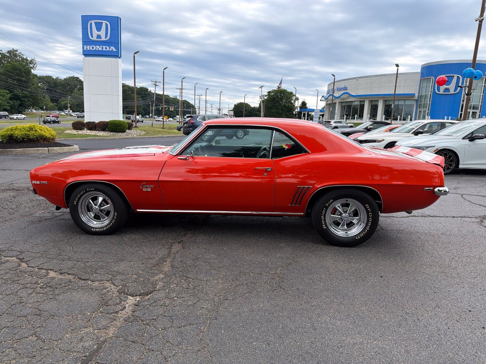Used 1969 Hugger Orange Chevrolet  image 2