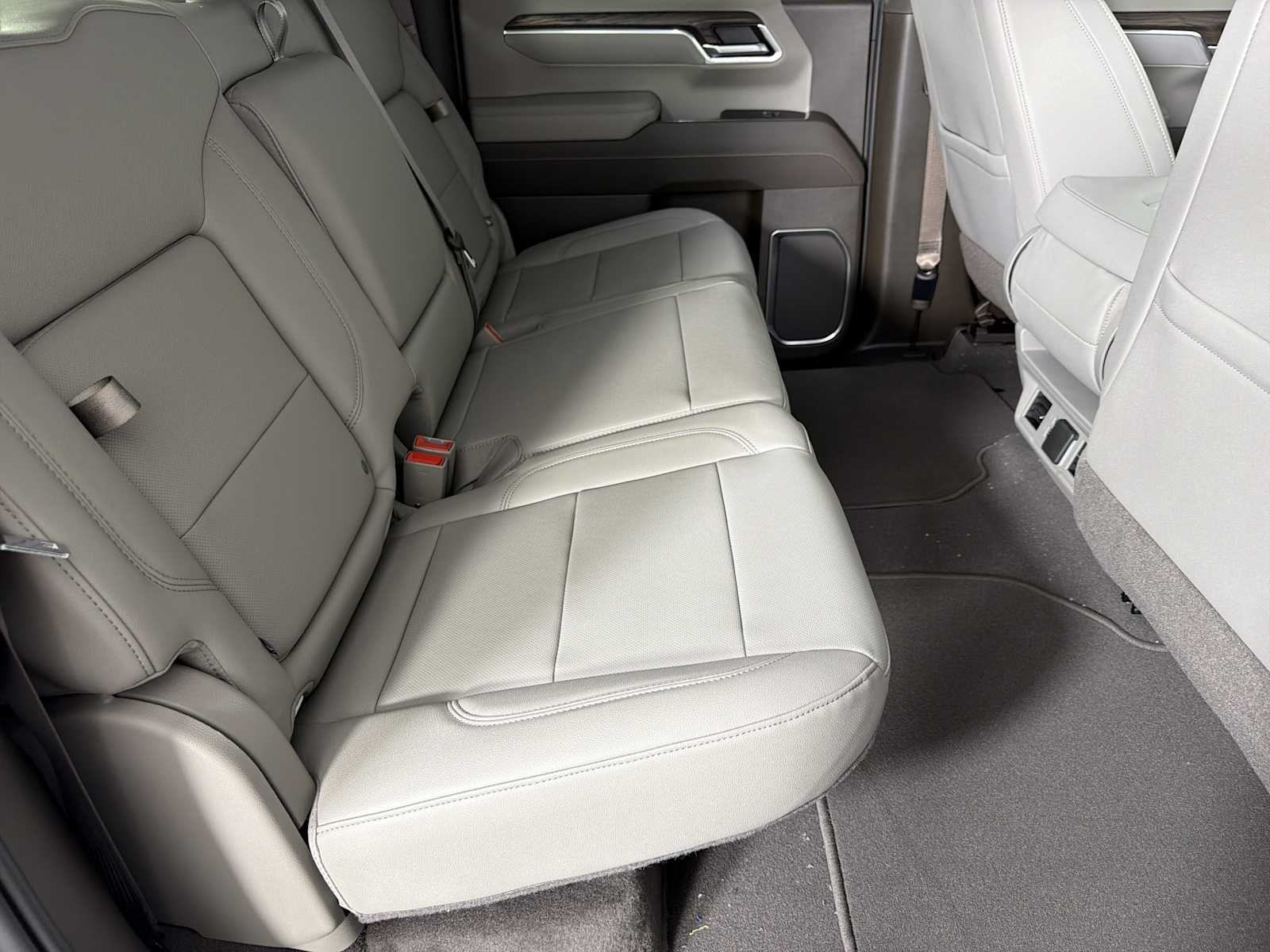 New 2026 Glacier White Tricoat GMC SLT image 13