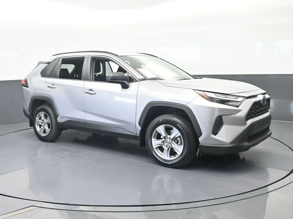 Used 2024 Silver Sky Metallic Toyota LE image 8