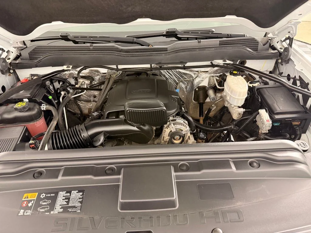 Used 2017 White Chevrolet Work Truck image 30