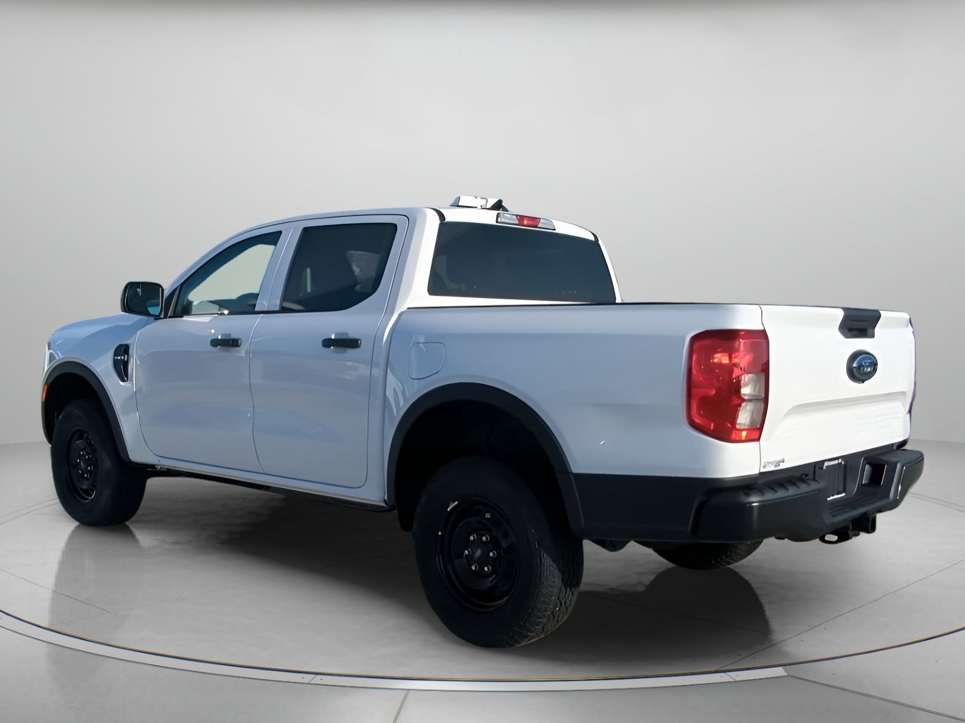 New 2026 Oxford White Ford XL image 17